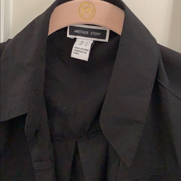 Button Blouse - Picture 3 of 4